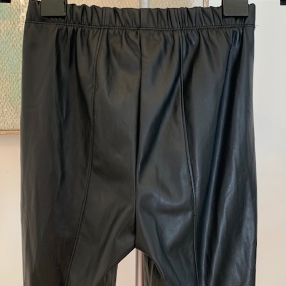 Bar III faux leather black skinny pants. XS. NWT - Picture 11 of 14